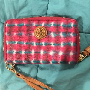 Tory Burch wallet/ wristlet